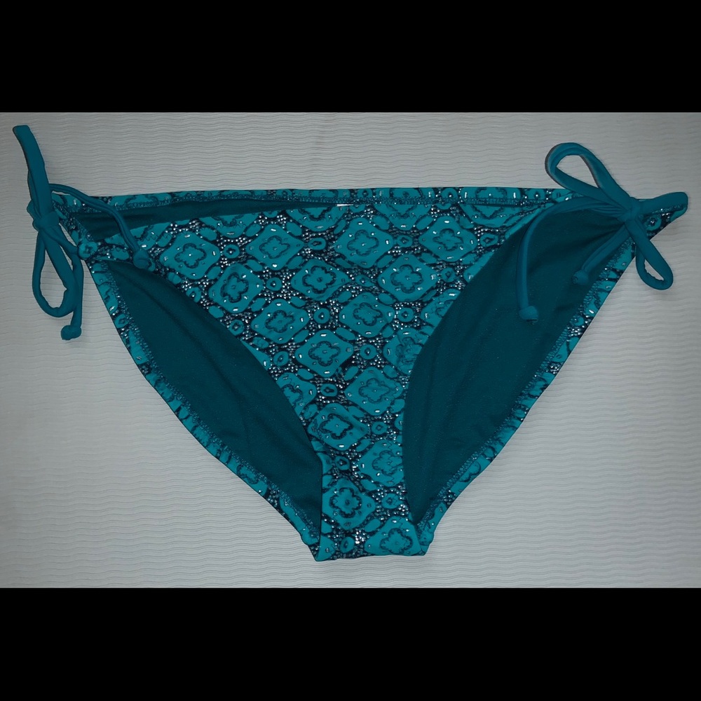 Bikini bottoms